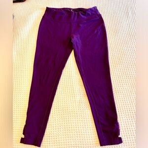 🛍️Purple APANA Yoga‎ leggings size L.